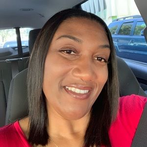 Meet your Posher, Brandi